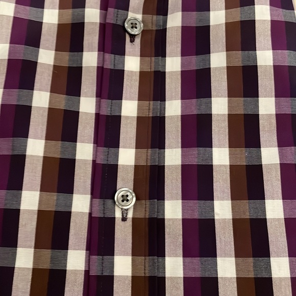 Banana Republic non-iron tailored slim fit button down, size XL. - Picture 3 of 3